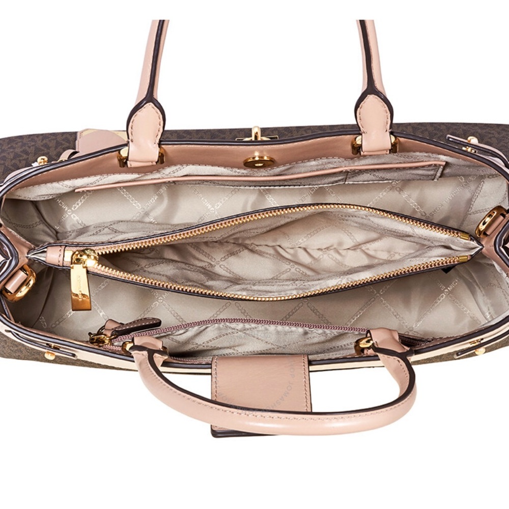 𝐌𝐈𝐂𝐇𝐀𝐄𝐋 𝐊𝐎𝐑𝐒 𝐋𝐀𝐑𝐆𝐄 𝐆𝐑𝐀𝐌𝐄𝐑𝐂𝐘 𝐓𝐎𝐓𝐄 & 𝐖𝐑𝐈𝐒𝐓𝐋𝐄𝐓 - Picture 4 of 10